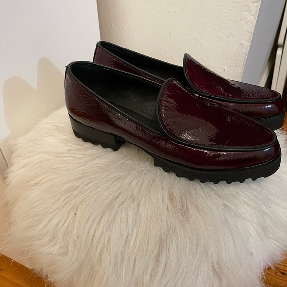 Women Donald J pliner loafer - Picture 2 of 5